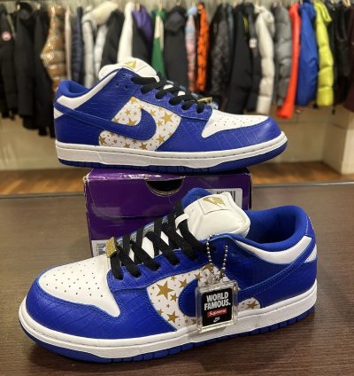 Supreme Nike Sb Dunk Low Stars Hyper Royal