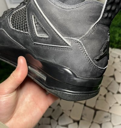 Air Jordan 4 Black Cat