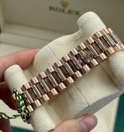 Rolex Day-date 40 228235 Choco Index