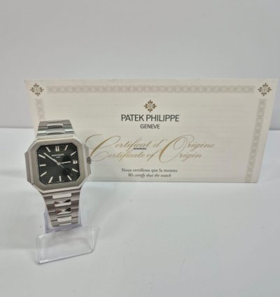 Patek Philippe Cubitus Green Dial 45mm Autom Tico Completo