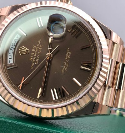 Rolex Day-date 40 228235 Choco Roman Dial