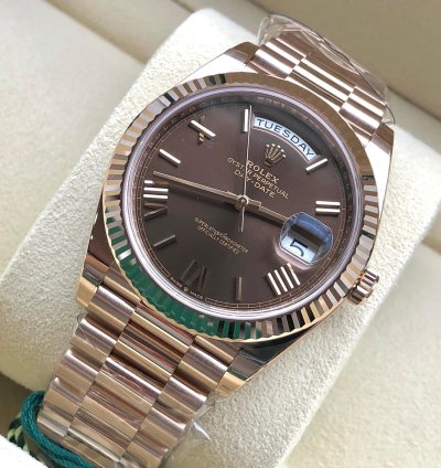 Rolex Day-date 40 228235 Choco Roman Dial