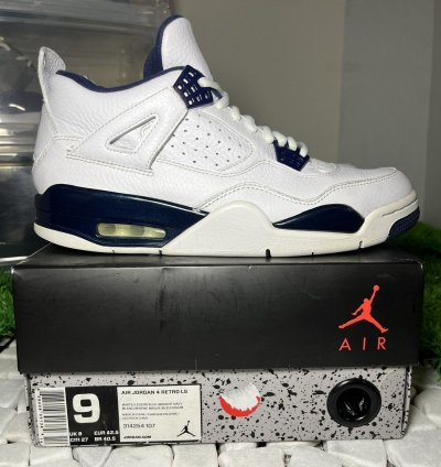 Air Jordan 4 Columbia