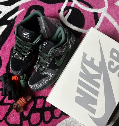 There Nike Sb Dunk Low