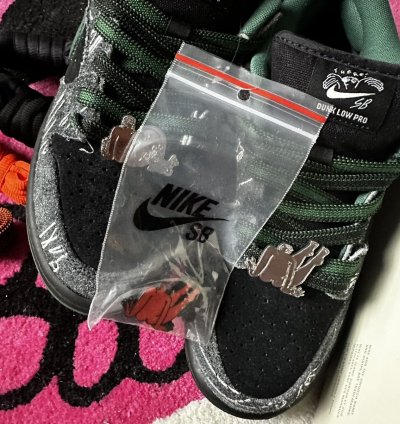 There Nike Sb Dunk Low