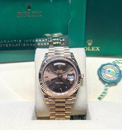 Rolex Day-date 40 228235 Day-date 40mm Chocolate Roman Dial Presidential