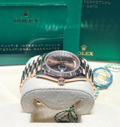 Rolex Day-date 40 228235 Day-date 40mm Chocolate Roman Dial Presidential