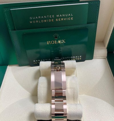 Rolex Daytona Black And Sundust Index Dial Oyster Bracelet 126505
