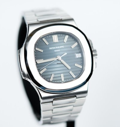 Patek Philippe Full Set Serviced Unpolished Cheapest Worldwide Nautilus 5800 1a Blue Dial