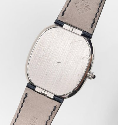 Patek Philippe Golden Ellipse 5738 51g-001 White Gold Engraved Dial 2023