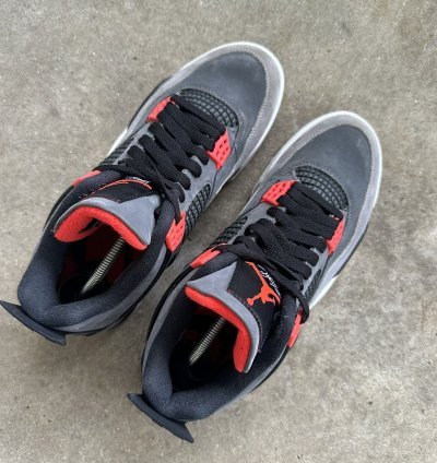 Air Jordan 4 Retro Infrared Size 9