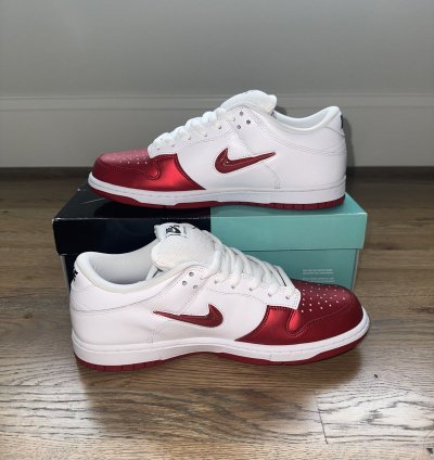 Varsity Red Supreme Nike Sb Dunk
