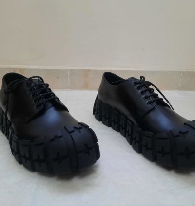 Wheel Tire Lug Sole Derby
