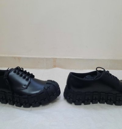 Wheel Tire Lug Sole Derby