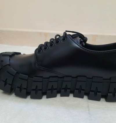 Wheel Tire Lug Sole Derby