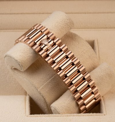 Rolex Day-date 40 228235 Rose Gold Slate Ombr 2025