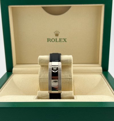 Rolex Daytona Black Dial - White Gold - Oysterflex