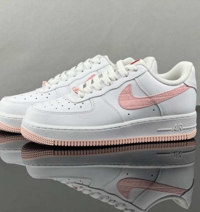Nike Air Force 1 Low Valentines Day 2022