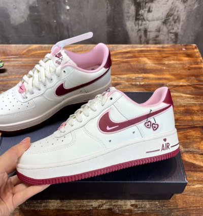 Nike Air Force 1 Low valentines Day 2023