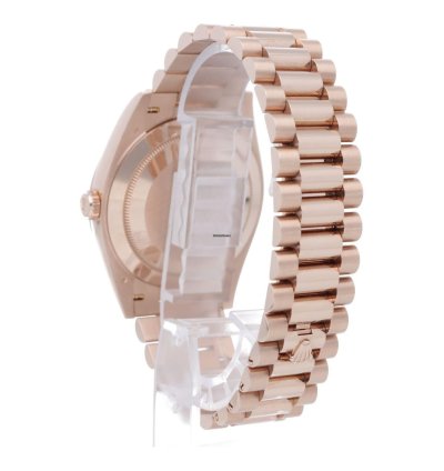 Rolex Day-date 40 228235-0002