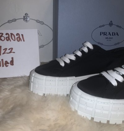 Women Nylon Gabardine Sneakers