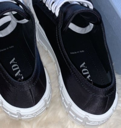 Women Nylon Gabardine Sneakers