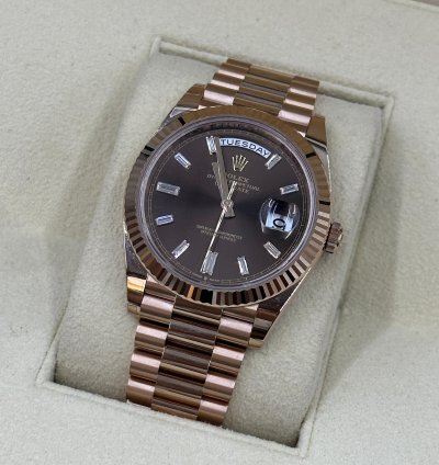 Rolex Day-date 40 228235a Choco Roman Diamonds