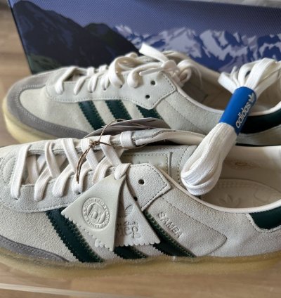 Kith Clarks Sambas