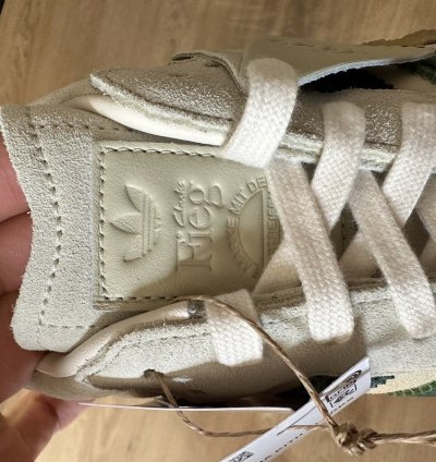 Kith Clarks Sambas