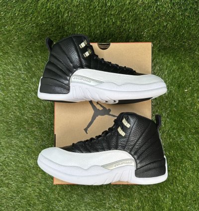 Air Jordan 12 Playoff 2022