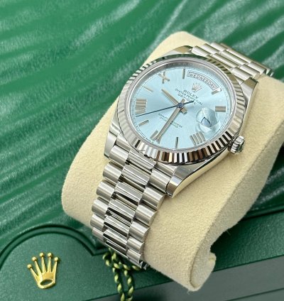 Rolex Day-date 40 228236 Ice Blue Roman