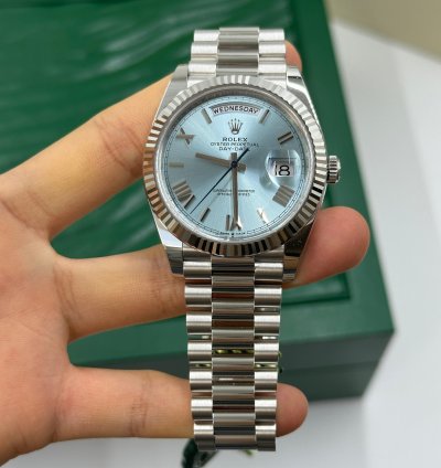 Rolex Day-date 40 228236 Ice Blue Roman