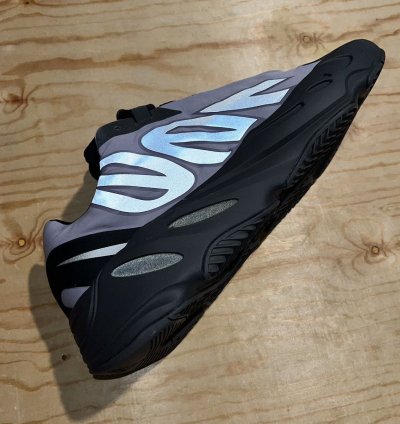 Men Adidas Yeezy Boost 700 Mnvn Geode Shoes