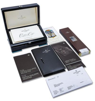 Patek Philippe Gondolo Ref 5200g-001 18k White Gold Folding Clasp Box Papers Bj 2016 Pp Service 2025
