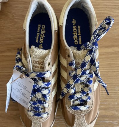 Model Adidas Originals Country Og Color Beige
