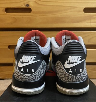 Air Jordan Retro 3 Black Cement 2018 Size 11 5