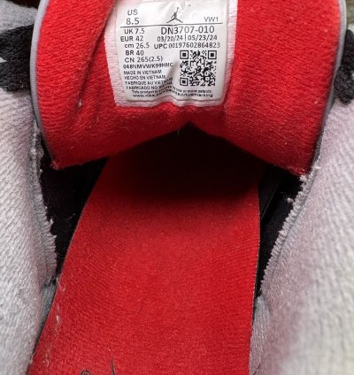 Air Jordan Retro 3 Black Cement 2024 Size 8 5