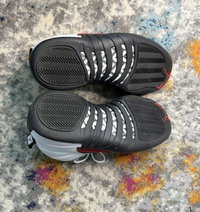 Air Jordan Retro 12 Taxi Flip Size 10