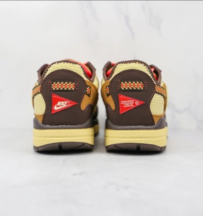 Nike Travis Scott Air Max 1