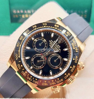 Rolex Daytona Black Dial Unworn Full Set 116518ln