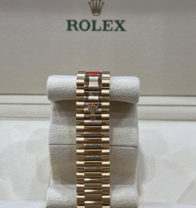 Rolex Day-date 40 228238