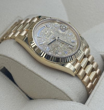 Rolex Day-date 40 228238