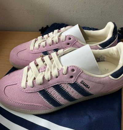 Notitle Pink Samba