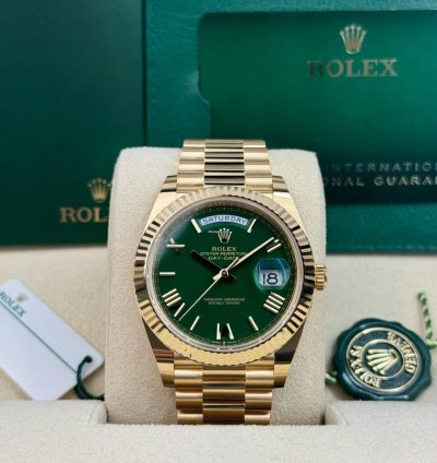 Rolex Day-date 40 228238 18k Yellow Gold Green Roman Dial 40mm