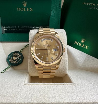 Rolex Day-date 40 228238 2023 Yellow Gold President Champagne Diamond Dial - Unworn Complete Set