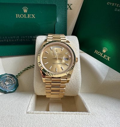 Rolex Day-date 40 228238 2024 Yellow Gold President Champagne Stick Dial - Unworn Complete Set