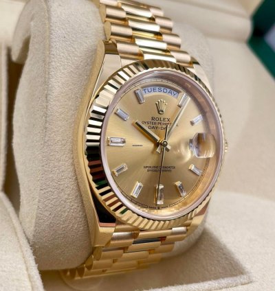 Rolex Day-date 40 228238 40mm Yellow Gold Champagne Baguette Dial Unworn 2023