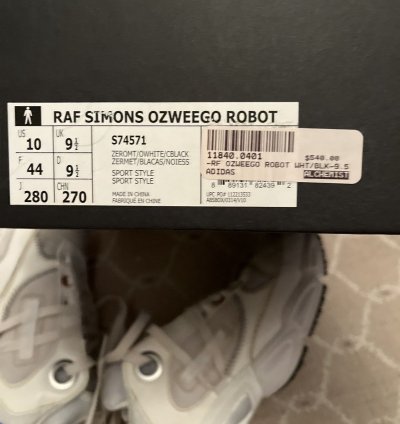 Raf Simons Ozweego Robot