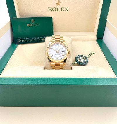 Rolex Day-date 40 228238 40mm Yellow Gold White Roman Dial Unworn 2023