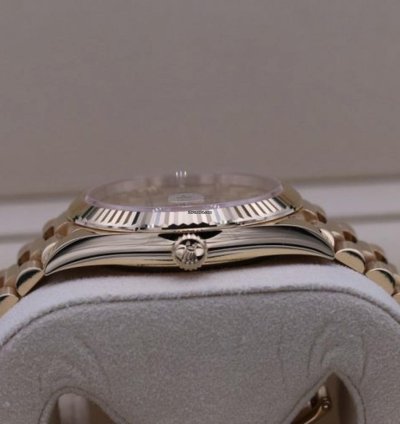 Rolex Day-date 40 228238 Champagner Champagne Neu 2024 Full Set